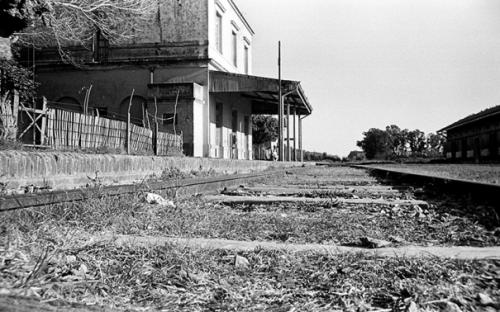 Fotografia de Gonzalo Alegre - Galeria Fotografica: En el camino - Foto: Anden de la espera