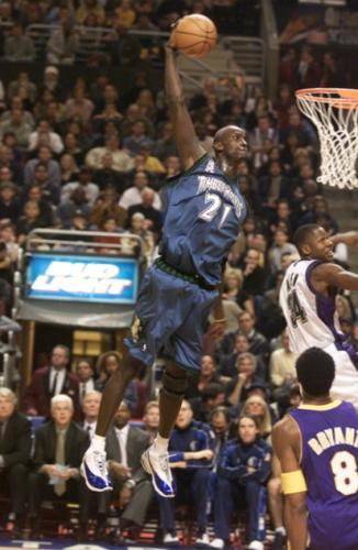 Fotografia de mil - Galeria Fotografica: baloncesto y mas - Foto: kevin garnett all star game \'02