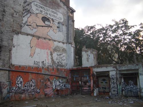 Fotografia de Arnau Selga - Galeria Fotografica: Barcelona - Foto: Portal de santa madrona/del Cid Drassanes