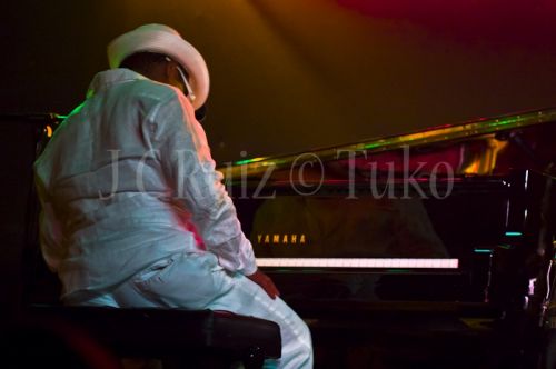 Fotografia de Tuko - Galeria Fotografica: Retratos - Foto: Caramelo al piano