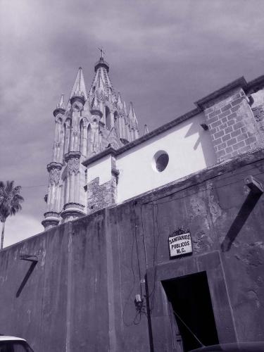 Fotografia de vazquez trevi�o - Galeria Fotografica: vazquez trevi�o - Foto: de espaldas