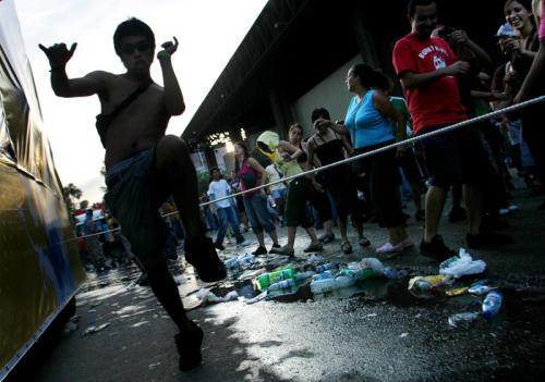 Fotografia de DANNY ALVEAL - Galeria Fotografica: LOVE PARADE SANTIAGO DE CHILE - Foto: 