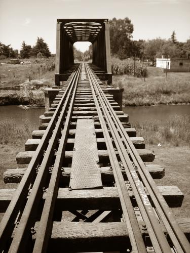 Fotografia de gustavo ponce - Galeria Fotografica: los buenos tiempos - Foto: el puente sobre el rio 2