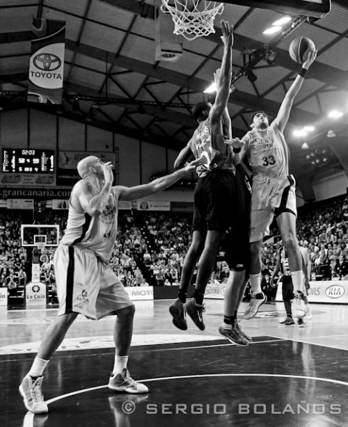 Fotografia de SBGFOTOS - Galeria Fotografica: Baloncesto en Blanco y Negro - Foto: 