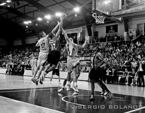 Fotografia de SBGFOTOS - Galeria Fotografica: Baloncesto en Blanco y Negro - Foto: 