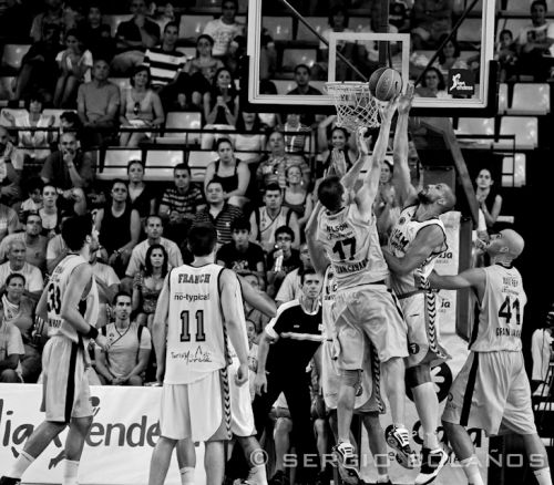 Fotografia de SBGFOTOS - Galeria Fotografica: Baloncesto en Blanco y Negro - Foto: 