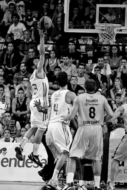 Fotografia de SBGFOTOS - Galeria Fotografica: Baloncesto en Blanco y Negro - Foto: 