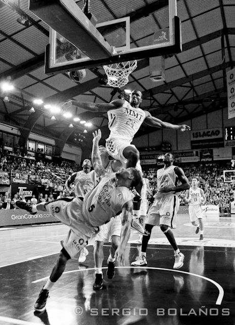 Fotografia de SBGFOTOS - Galeria Fotografica: Baloncesto en Blanco y Negro - Foto: 
