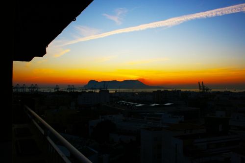 Fotografia de javier morales - Galeria Fotografica: paisajes e inslitas - Foto: AMANECE EN EL ESTRECHO