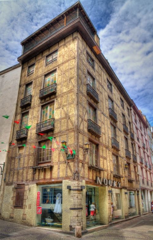 Fotografia de Jasobeam - Galeria Fotografica: Mis favoritas - Foto: Una calle de Bayonne...