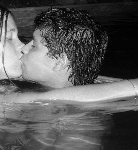 Fotografia de Paula.M - Galeria Fotografica: resumen de mi vida.. - Foto: besos mojados