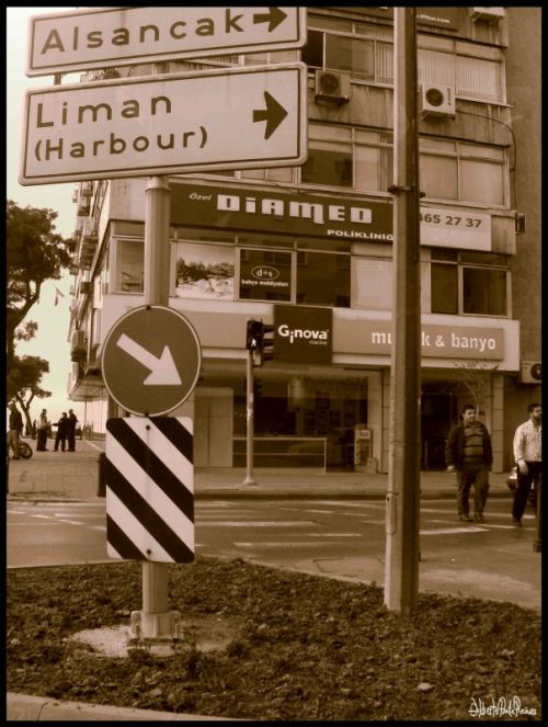 Fotografia de Alberto Ponte Reines Portfolio - Galeria Fotografica: Grecia, Italia, Egipto, etc - Foto: Centro urbano Izmir