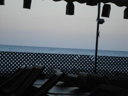 Fotografia de Sin nombre - Galeria Fotografica: Al cruzar el tnel... - Foto: Las sillas								