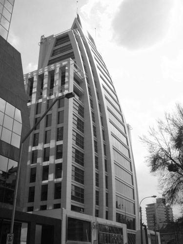 Fotografia de Danyela_Ar - Galeria Fotografica: Recorriendo Ciudades - Foto: Edificio en Apoquindo