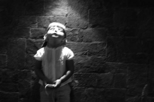 Fotografia de PAB - Galeria Fotografica: Primeros trabajos - Foto: La nia con ipod