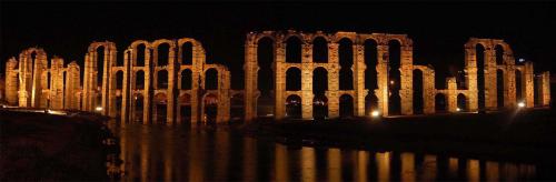 Fotografia de jmromero - Galeria Fotografica: arqueologia - Foto: acueducto de los milagros