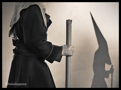 Fotografia de Javier Domnguez - Galeria Fotografica: El sentir cofrade - Foto: Sombras al amanecer