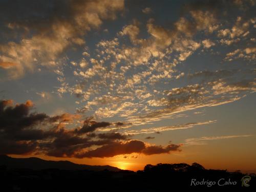 Fotografia de Rodrigo Calvo Productions - Galeria Fotografica: Astros y Cielo... - Foto: Atardecer