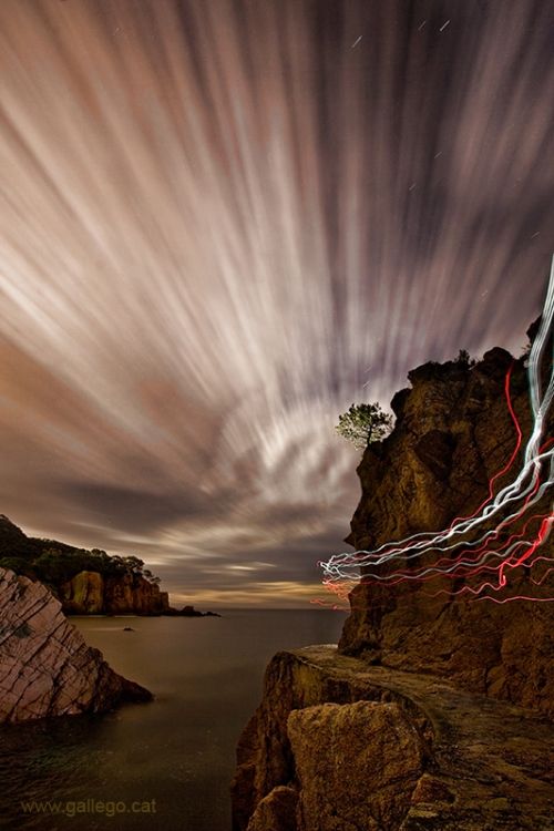 Fotografia de Jordi Gallego - Galeria Fotografica: Nocturnas - Foto: Senderos de luz