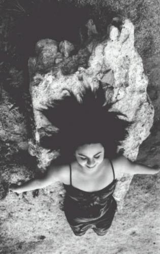 Fotografia de NeLLy mEndoZa - Galeria Fotografica: RETRATO - Foto: SIRENA