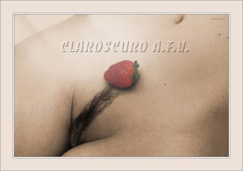 Fotografia de CLAROSCURO A.F.V. - Galeria Fotografica: DESNUDO - Foto: TENTACION