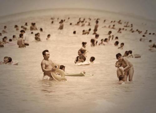 Fotografia de Pieyro - Galeria Fotografica: Un domingo en la playa - Foto: En el mar...