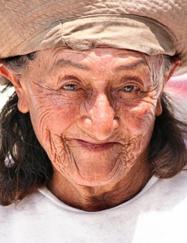 Fotografia de Pieyro - Galeria Fotografica: Un domingo en la playa - Foto: Mujer