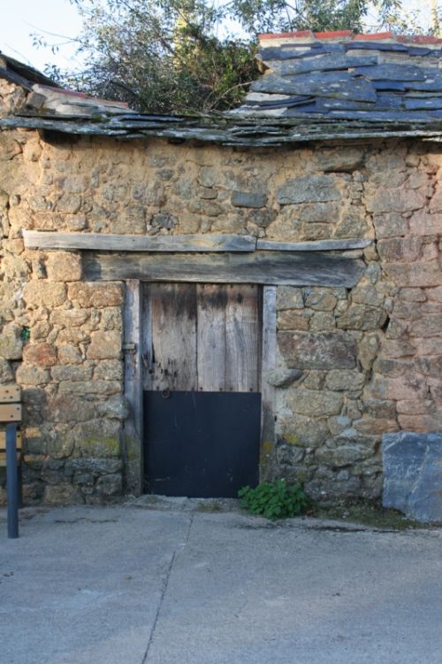 Fotografia de M Mercedes Lpez Ordiales - Galeria Fotografica: Puertas y Ventanas - Foto: Adelante