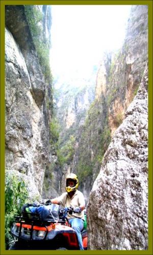 Fotografia de MOTOSIERRAGORDA - Galeria Fotografica: MAS SIERRAGORDA, QRO. - Foto: CANON DEL PINIHUAN