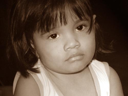 Fotografia de VHAvilan - Galeria Fotografica: Retratos - Foto: triste o pensativa?