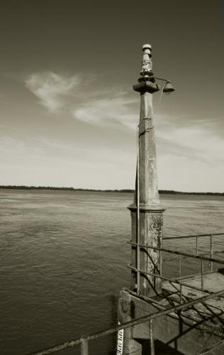 Fotografia de Daniel Sardo - Galeria Fotografica: Blanco y Negro - Foto: Iluminando el Paran