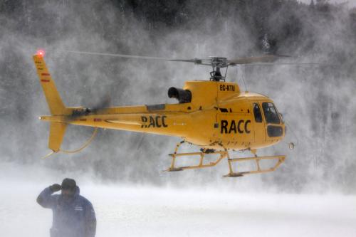 Fotografia de MILLER - Galeria Fotografica: PIRENA 2009 - Foto: ATERRIZA COMO PUEDAS								