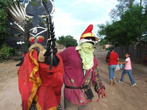 Fotografia de Escuela de Fotograf�a Yuyo Pereyra - Galeria Fotografica: El Arete / La V�a de las M�scaras - Foto: 