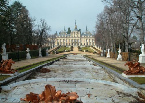 Fotografia de Luc�a  - Galeria Fotografica: La Granja y perrito - Foto: Palacio