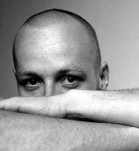 Fotografia de POEMA PROJECTS, S.L. - Galeria Fotografica: Retratos - Foto: BRUNO