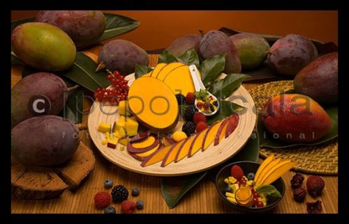 Fotografia de Pepo Alcal - Galeria Fotografica: bodegones de estudio - Foto: Bodegon de mangos