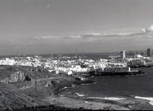 Fotografia de cecilio - Galeria Fotografica: Las Palmas de Gran Canaria - Foto: La ciudad desde el Confital