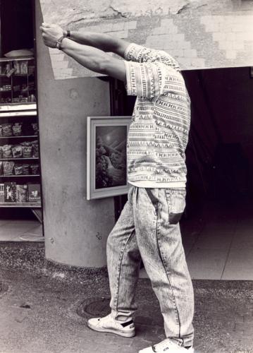Fotografia de Alvaro Camacho Andrade - Galeria Fotografica: HOMENAJE A LA SONRISA - Foto: 								EL HOMBRE SIN CABEZA								