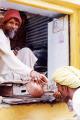 Fotos de - Martin Katz Fotografia - -  Foto: Viajes Varios - Aguatero en Pushkar India