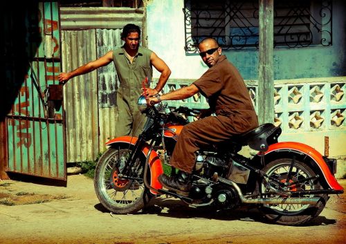 Fotografia de Max Cucchi - Galeria Fotografica: HARLISTAS CUBANOS - Foto: 