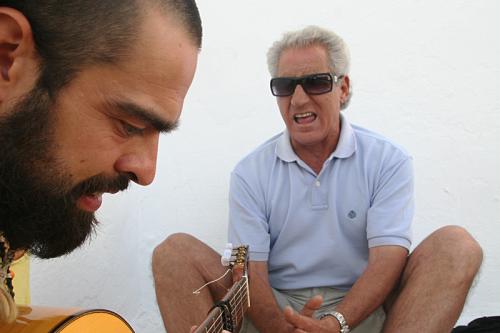 Fotografia de alfonso jimenez - Galeria Fotografica: flamenco en la calle . Cadiz junio 2006 - Foto: 