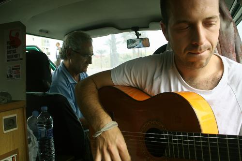 Fotografia de alfonso jimenez - Galeria Fotografica: flamenco en la calle . Cadiz junio 2006 - Foto: 