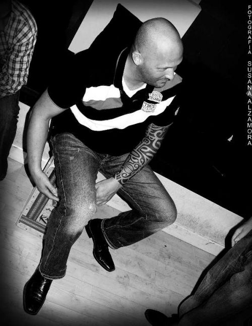 Fotografia de Susana Alzamora - Galeria Fotografica: Artistas - Foto: Martin Verdonk percusionista del grupo Enigma