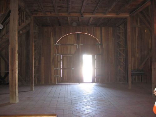 Fotografia de JORGE SALIM - Galeria Fotografica: CASUALES - Foto: ZAGUAN DE IGLESIA