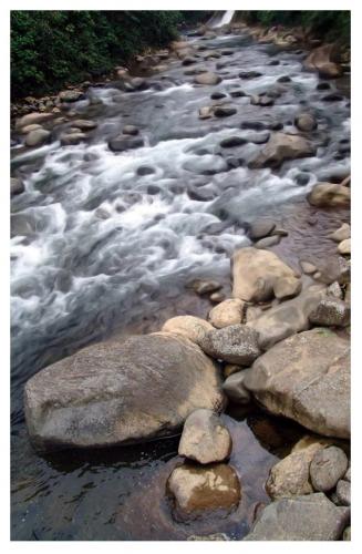 Fotografia de ERUCH Fotografa Digital Publicitaria - Galeria Fotografica: Galeria ERUCH 2 - Foto: Rio Cascada los Bancos