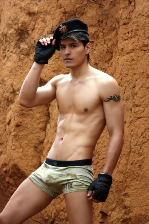 Fotografia de TATHAN NOVOA - Galeria Fotografica: FOTOBOOK - Foto: 