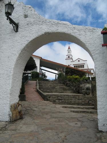 Fotografia de Pablo ecoB - Galeria Fotografica: Bogot� - Monserrate - Foto: La hermita de Monserrate