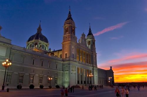 Fotografia de Flavio - Galeria Fotografica: Paseos por Espaa - Foto: Atardecer sobre Madrid desde la Almudena								