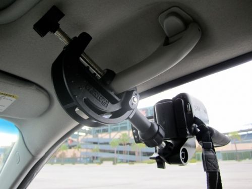 Fotografia de GOINGSTEADI - Galeria Fotografica: Soportes de c�mara - Foto: Pinza para camaras hasta 2,30Kg.