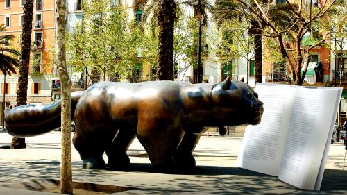 Fotografia de tex - Galeria Fotografica: Barcelona:bestias leidas - Foto: Gato